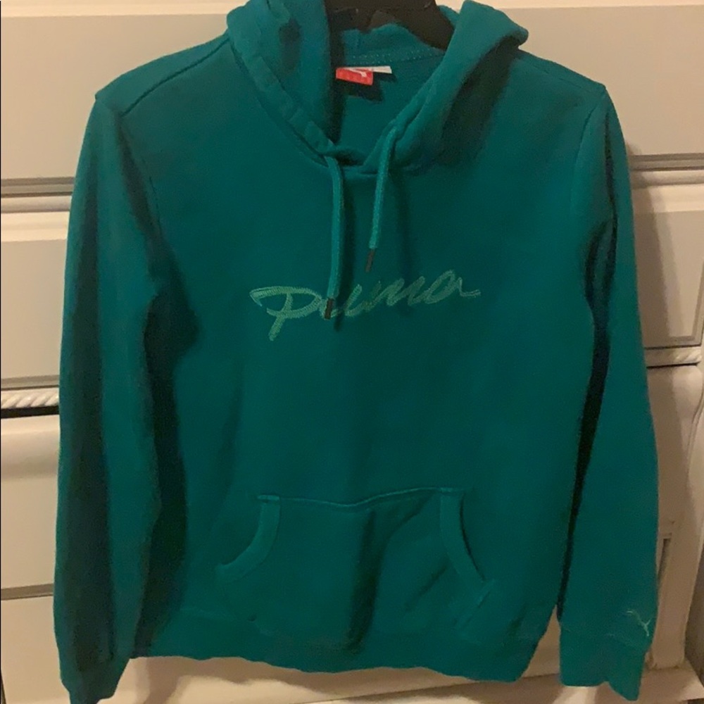 Puma Women’s Sweatshirt, LIKE NEW